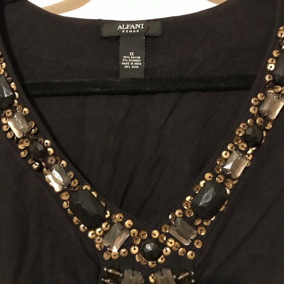 ALFANI Woman Black Long Sleeves dress w/ rhinestones in the front. Size 1X - Picture 3 of 7